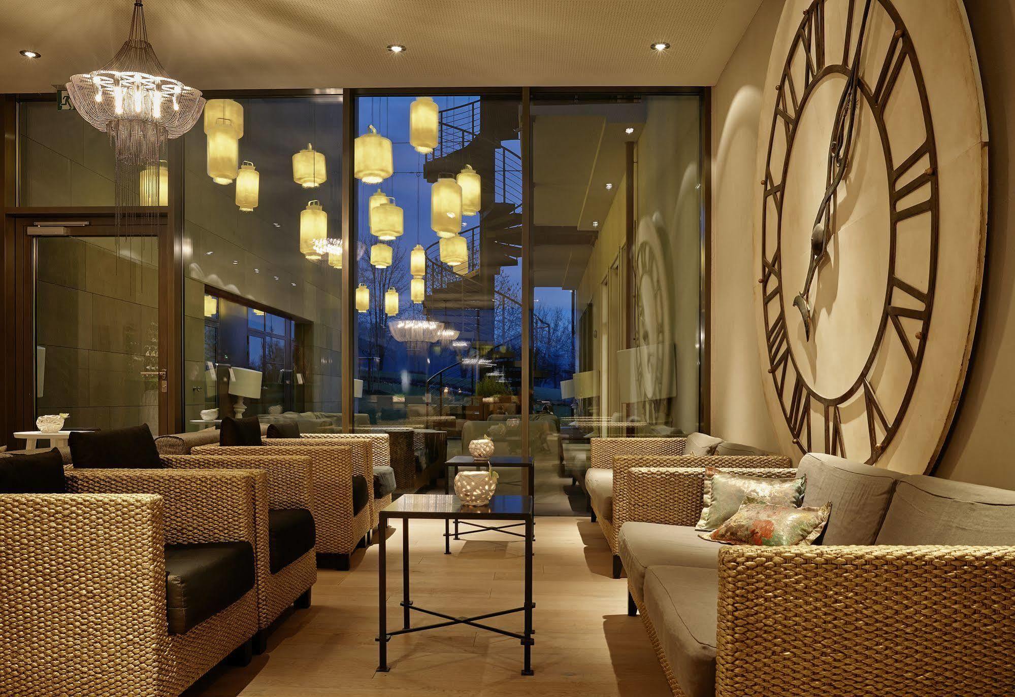 Hotel Seerose & 4*